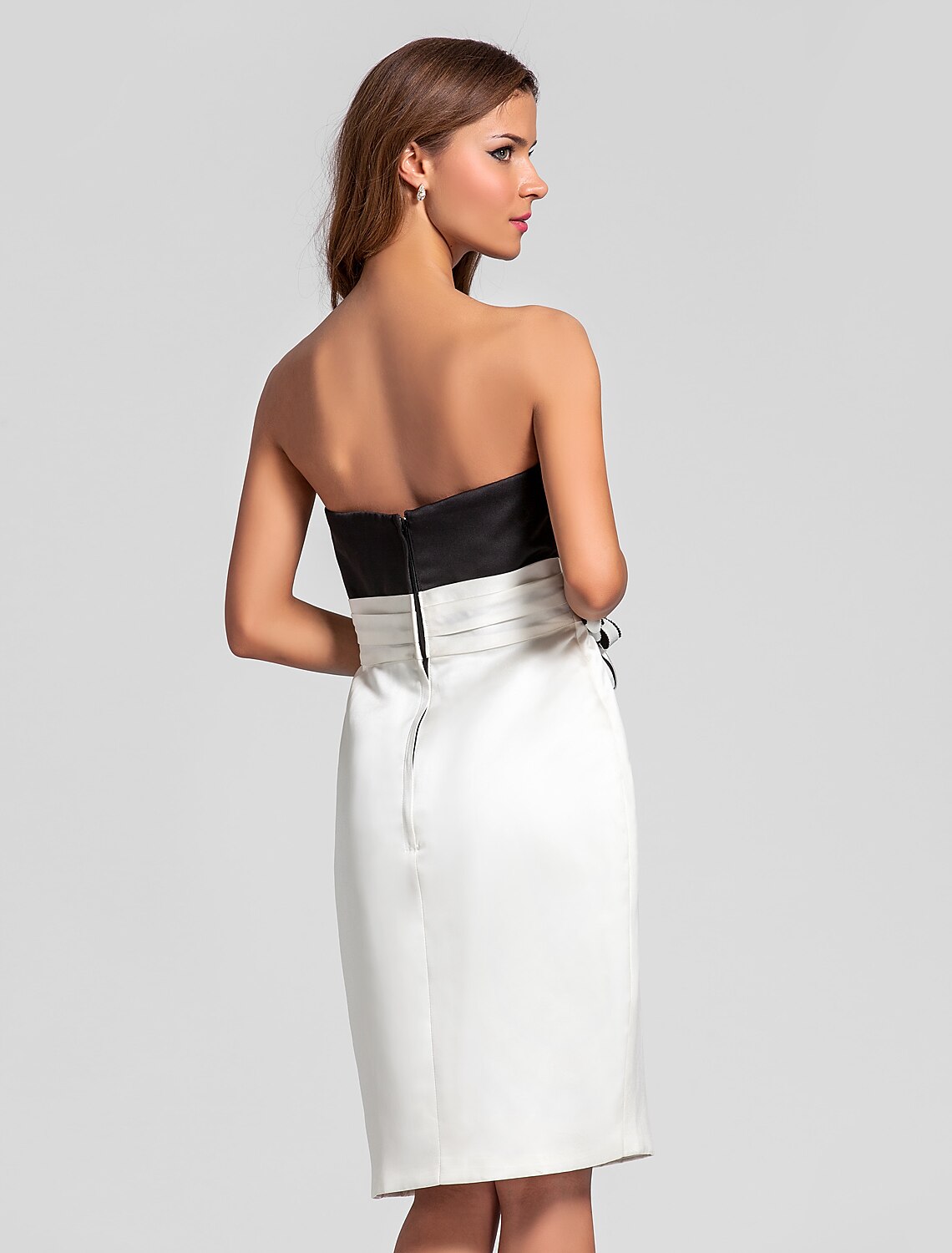 Luolandi Sheath / Column Strapless Knee Length Satin Bridesmaid Dress