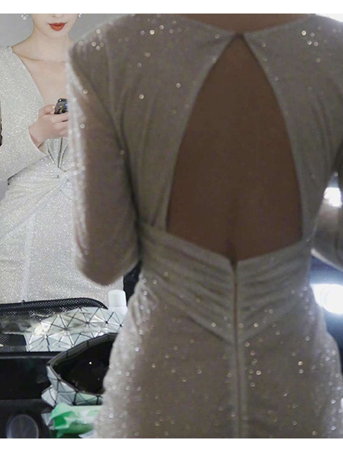 Luolandi Sheath / Column Homecoming Dresses Sparkle & Shine Dress Party Wear Tea Length Long Sleeve V Neck Sequined with Sequin