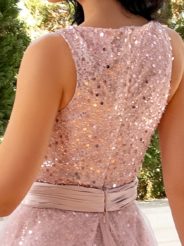 Luolandi Sheath / Column Cocktail Dresses Sparkle & Shine Dress Wedding Party Tea Length Sleeveless V Neck Detachable Tulle with Glitter