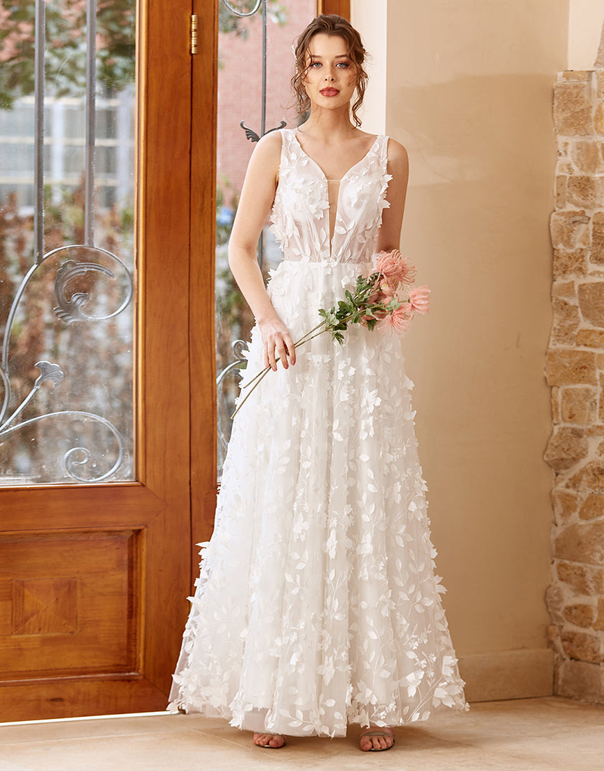 Luolandi Appliques Tulle Wedding Dress V-neck Open Back Beautiful