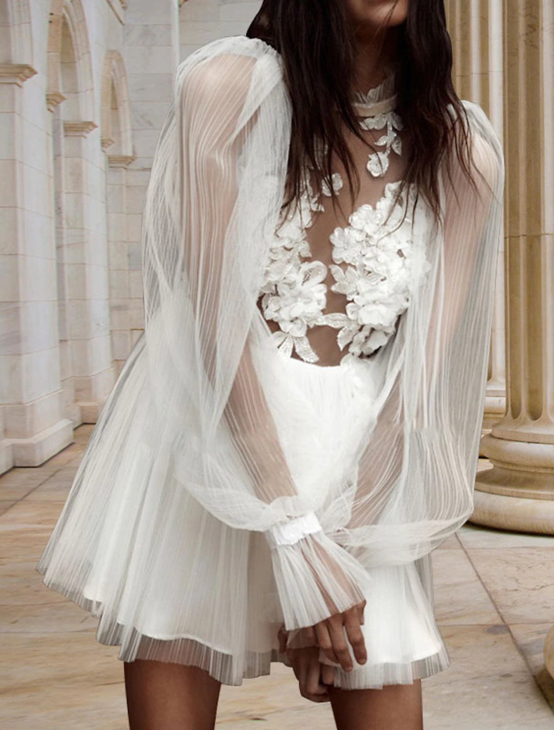 Luolandi Reception Open Back Little Dresses Wedding Dresses A-Line High Neck Long Sleeve Short / Mini Satin Bridal Gowns With Pleats