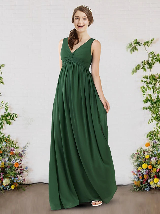 Luolandi A-Line Bridesmaid Dress V Neck Sleeveless Sexy Sweep / Brush Train Chiffon with Pleats Pure Color