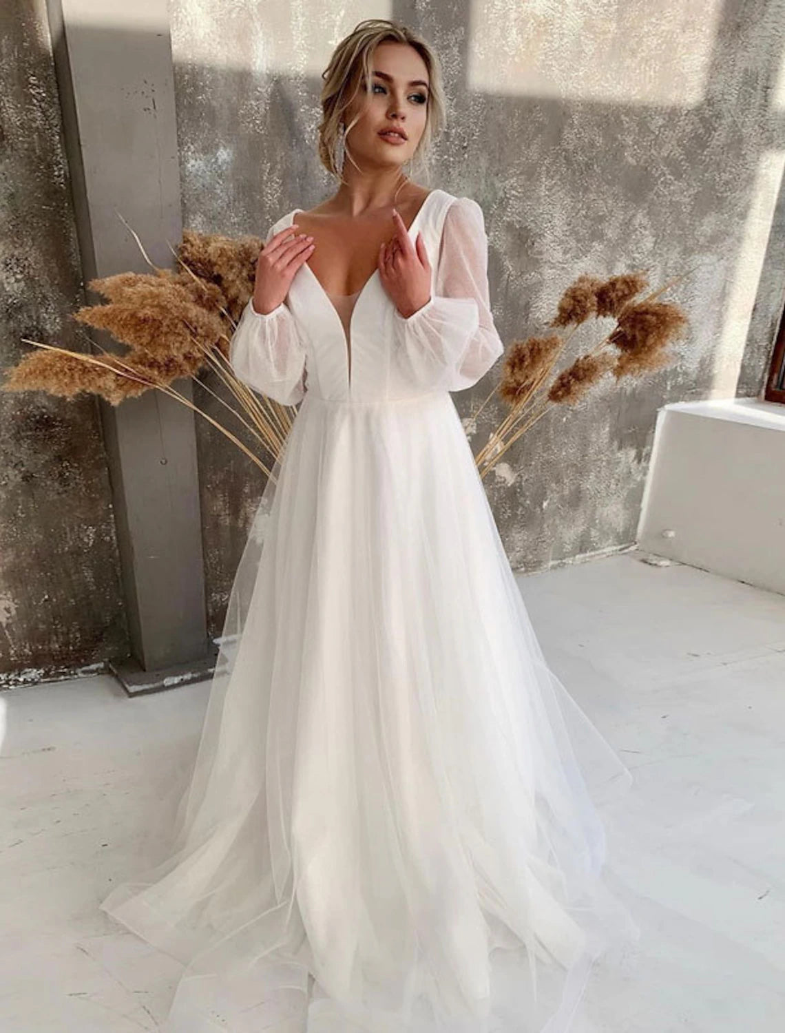Luolandi Reception Casual Fall Wedding Dresses A-Line V Neck Long Sleeve Floor Length Tulle Bridal Gowns