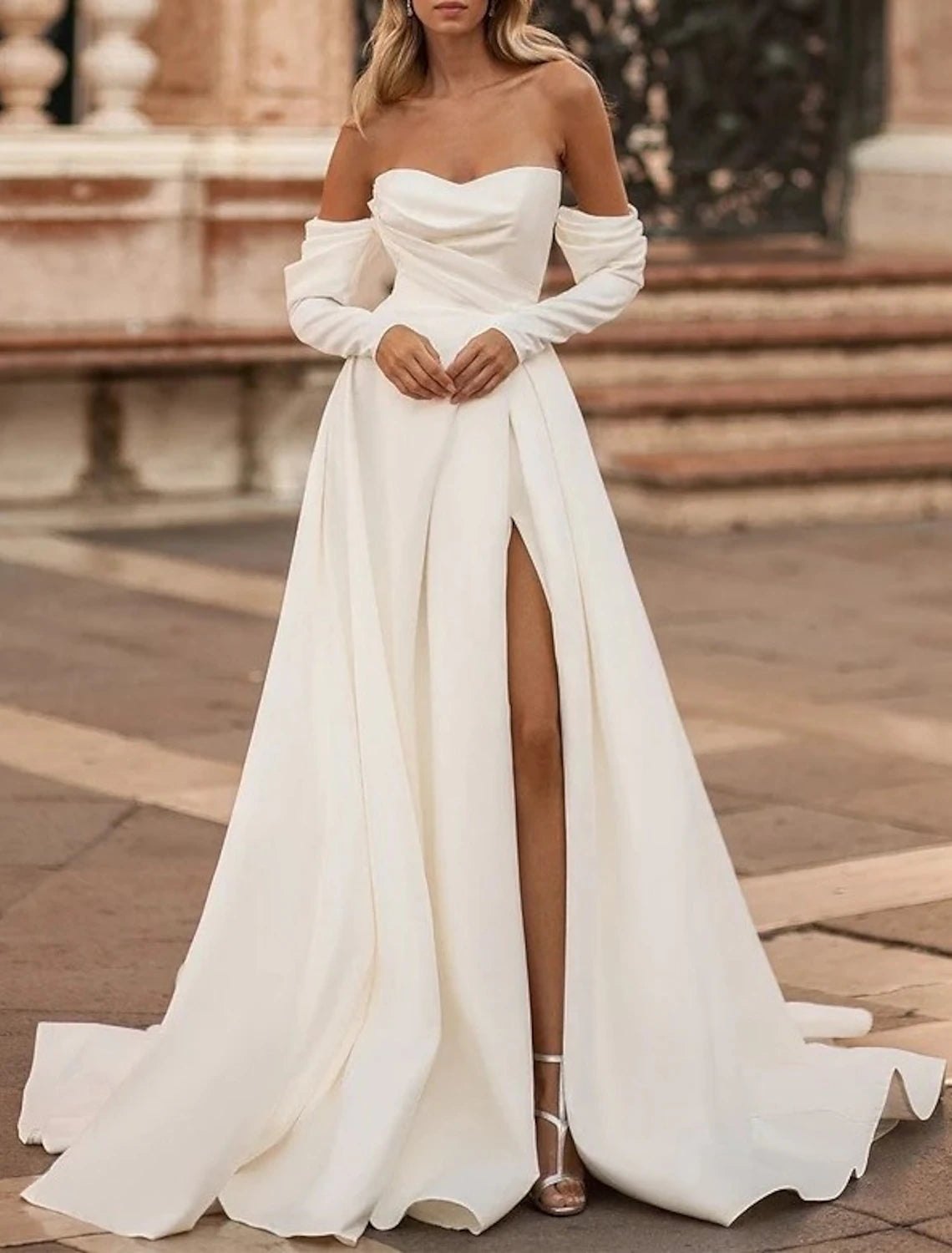 Luolandi Hall Casual Wedding Dresses A-Line Off Shoulder Long Sleeve Court Train Satin Bridal Gowns With Split Front