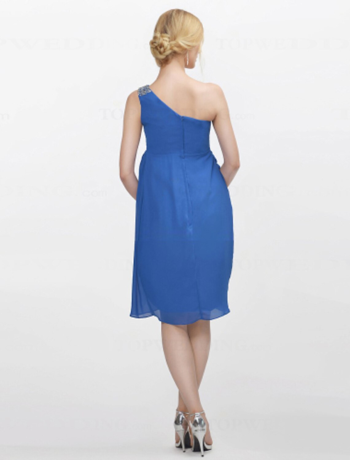Luolandi Sheath / Column Bridesmaid Dress One Shoulder Sleeveless Open Back Knee Length Chiffon