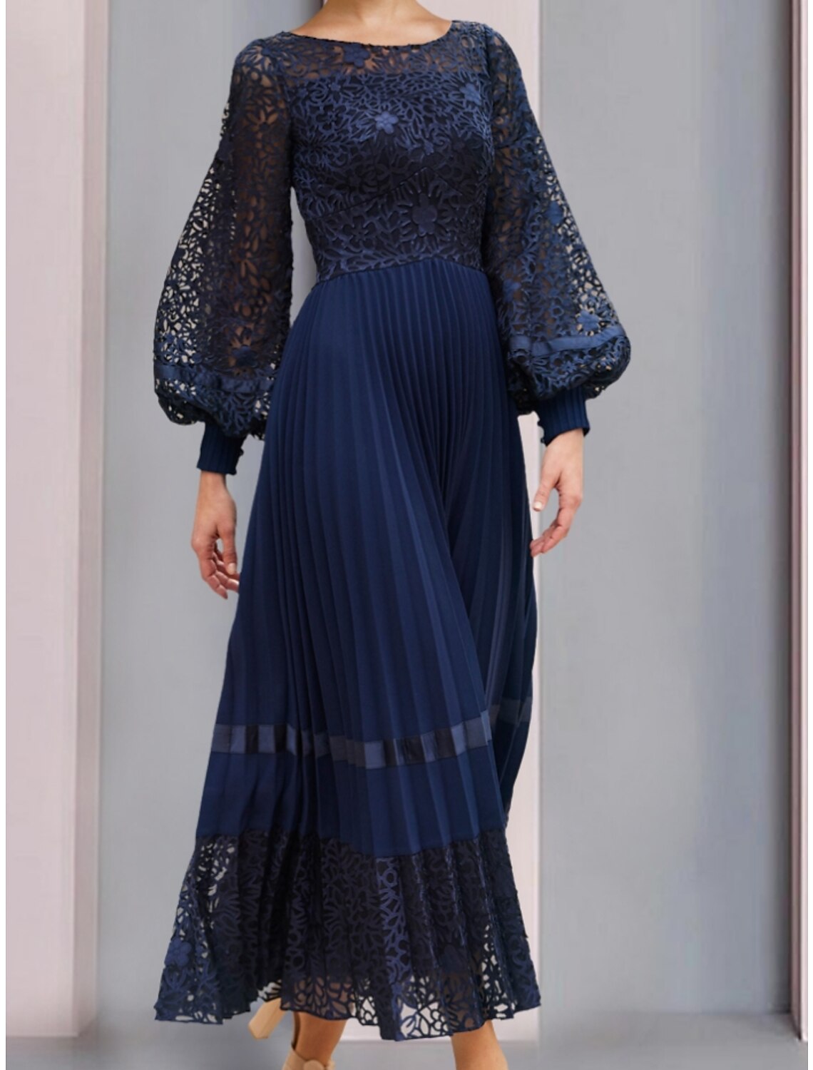 Luolandi A-Line Mother of the Bride Dress Wedding Guest Elegant Scoop Neck Ankle Length Chiffon Lace Long Sleeve with Ruching