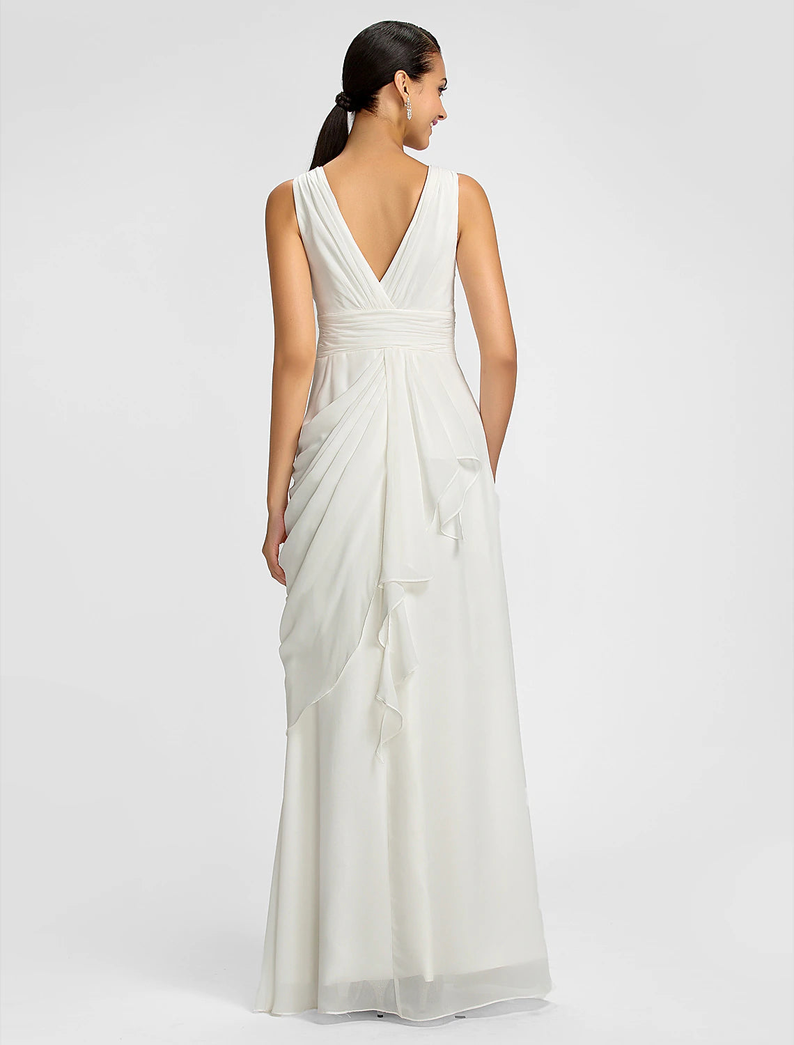 Luolandi Sheath / Column V Neck Floor Length Chiffon Bridesmaid Dress with Draping / Sash