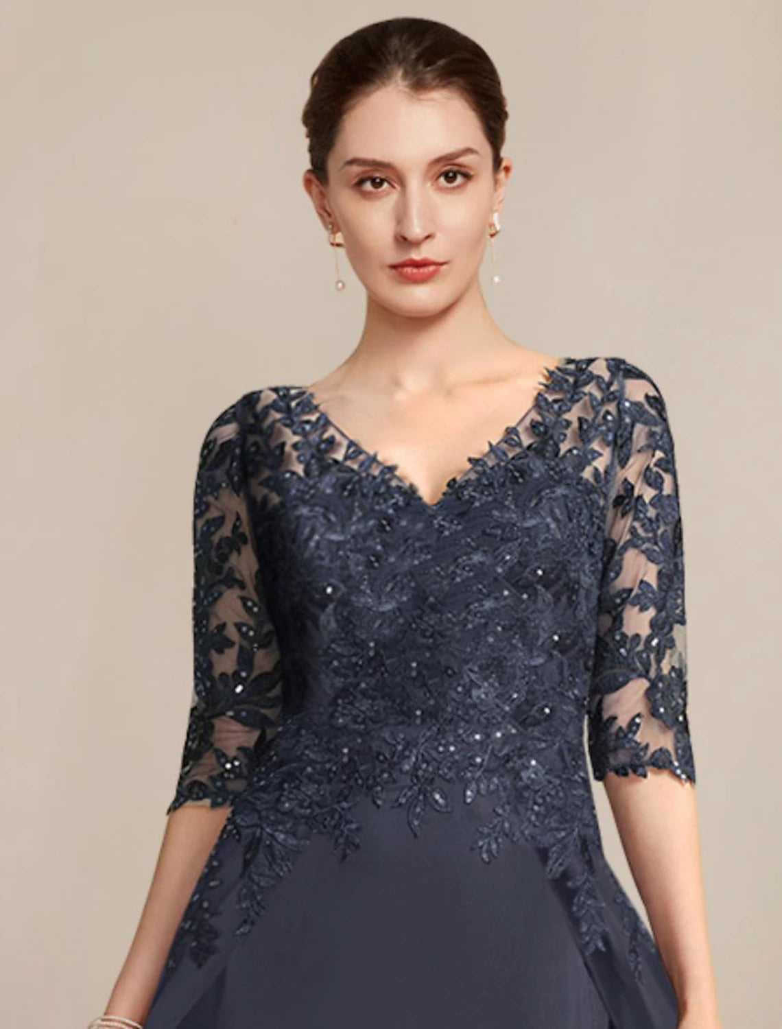 Luolandi Sheath / Column Mother of the Bride Dress Formal Wedding Guest Elegant V Neck Floor Length Chiffon Lace Half Sleeve with Sequin