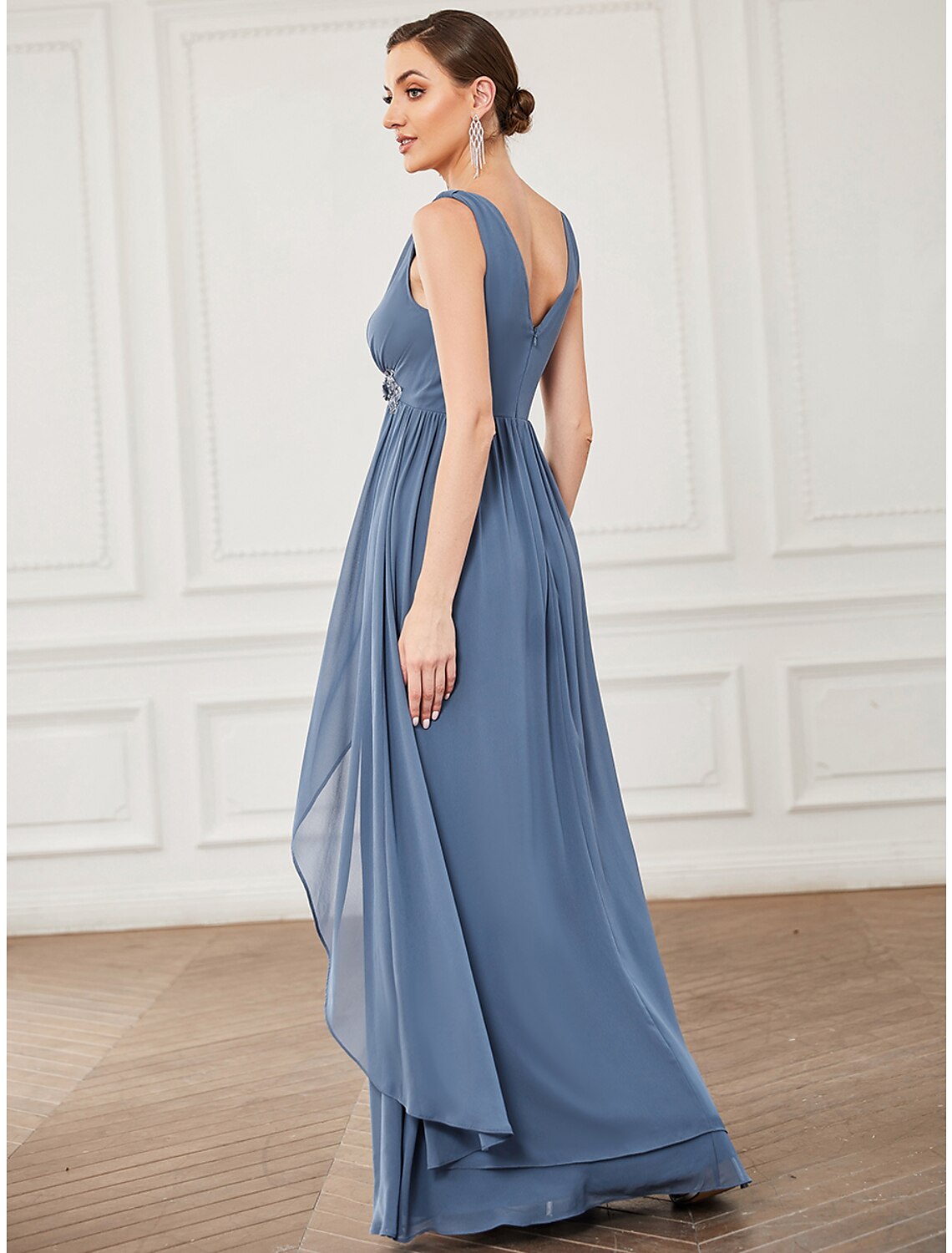 Luolandi A-Line Prom Dresses Minimalist Dress Party Wear Floor Length Sleeveless V Neck Chiffon