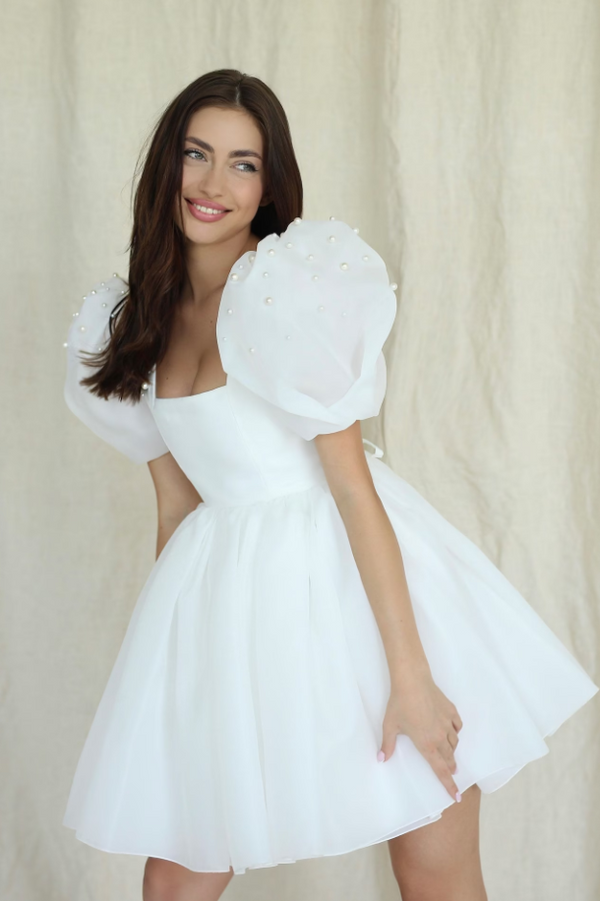 Luolandi A-Line Square-Neck Short Wedding Dress With Puffy Pearls Sleeves Party Dress