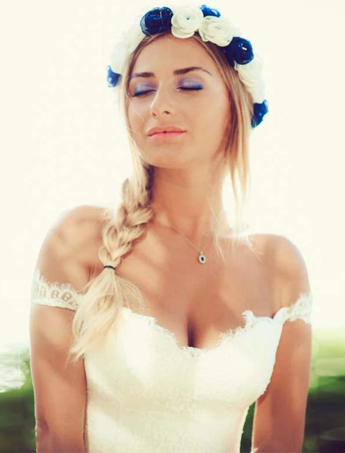 Luolandi Beach Sexy Boho Wedding Dresses A-Line Off Shoulder Cap Sleeve Court Train Chiffon Bridal Gowns With Split Front