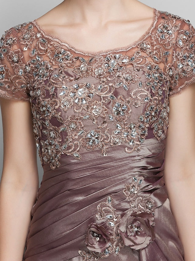 Luolandi Mermaid / Trumpet Mother of the Bride Dress Scoop Neck Sweep / Brush Train Taffeta Beaded Lace Short Sleeve