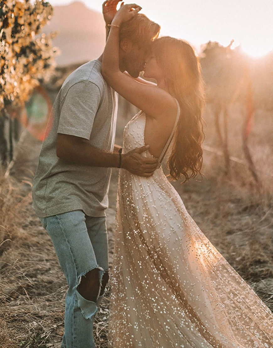 Luolandi Plus Size Beach Wedding Dress V-neck Open Back Beautiful