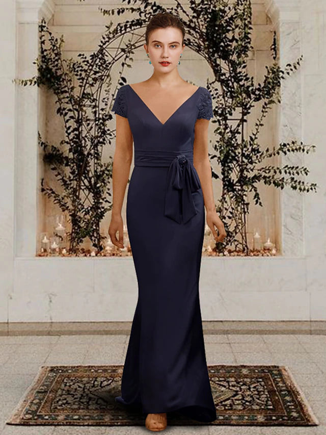 Luolandi Sheath / Column Mother of the Bride Dress Elegant V Neck Floor Length Chiffon Short Sleeve with Bow(s)