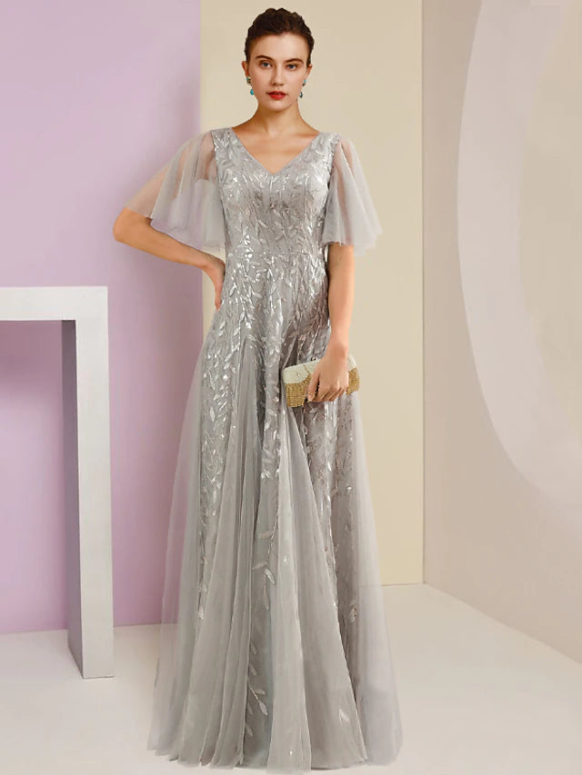 Luolandi Sheath / Column Mother of the Bride Dress Party Sparkle & Shine V Neck Floor Length Lace Tulle Short Sleeve with Pleats