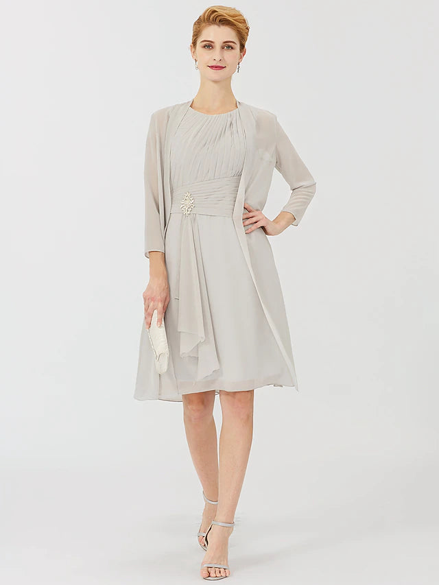 Luolandi Sheath / Column Mother of the Bride Dress Formal Classic & Timeless Elegant & Luxurious Convertible Dress Jewel Neck Knee Length Chiffon 3/4 Length Sleeve with Criss Cross