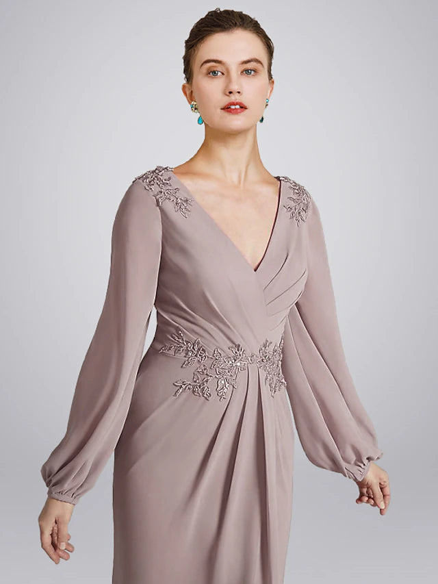 Luolandi A-Line Mother of the Bride Dress Plus Size Elegant V Neck Floor Length Chiffon Long Sleeve