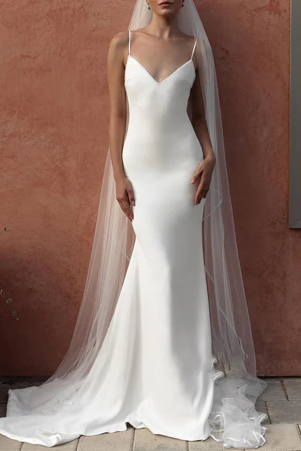 Luolandi Minimalist V-neck thin shoulder strap speaker tail wedding dress Sexy Without Headscarf