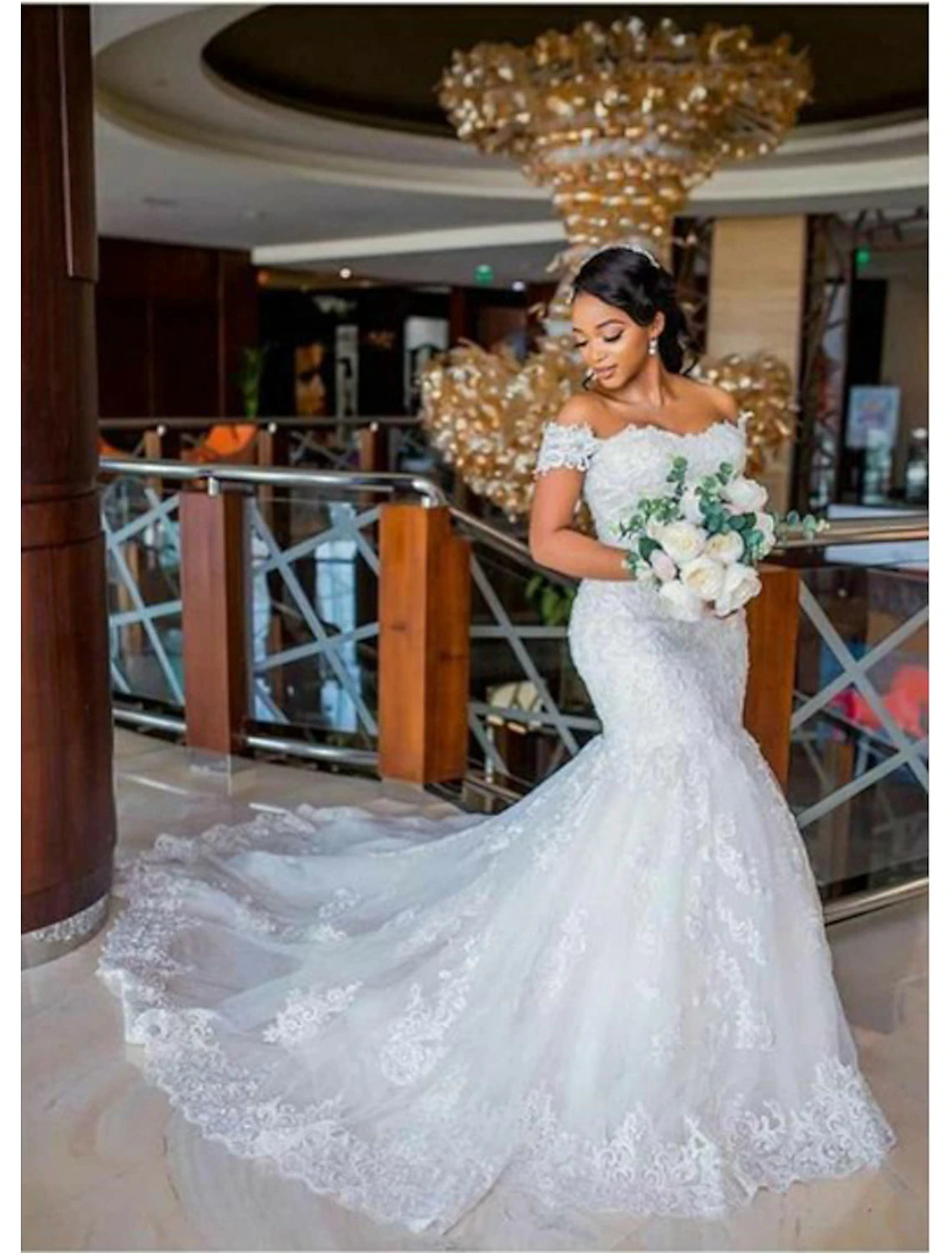 Luolandi Engagement Sexy Formal Wedding Dresses Mermaid / Trumpet Off Shoulder Cap Sleeve Chapel Train Lace Bridal Gowns