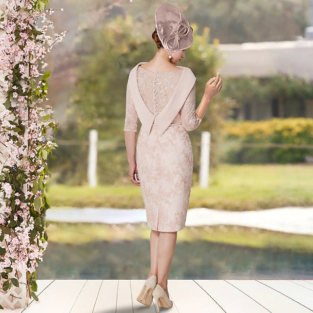 Luolandi Sheath / Column Mother of the Bride Dress Elegant Jewel Neck Knee Length Lace Half Sleeve with Appliques