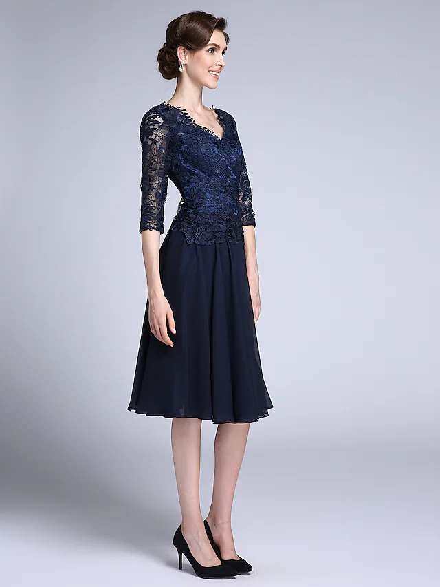 Luolandi Mother of the Bride Dress Elegant V Neck Knee Length Chiffon Sheer Lace Half Sleeve with Lace Dark Navy