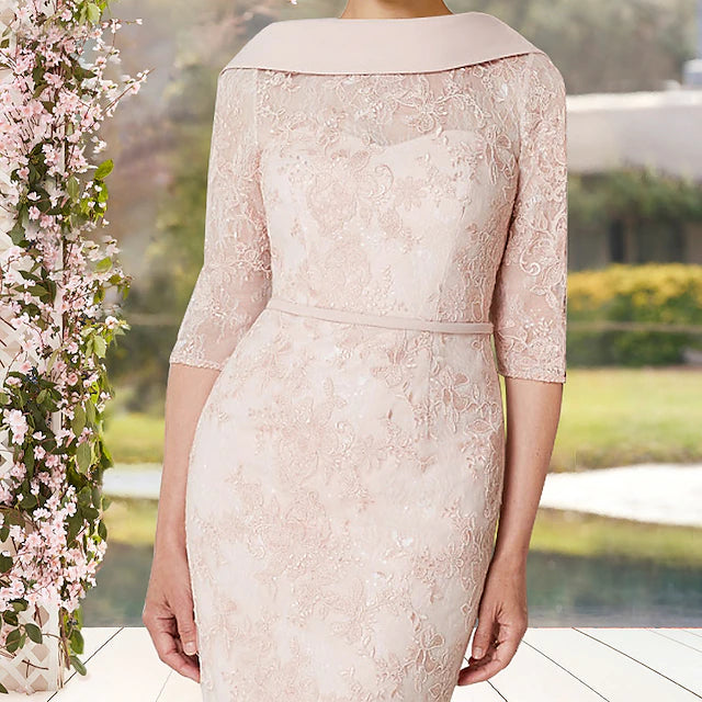 Luolandi Sheath / Column Mother of the Bride Dress Elegant Jewel Neck Knee Length Lace Half Sleeve with Appliques