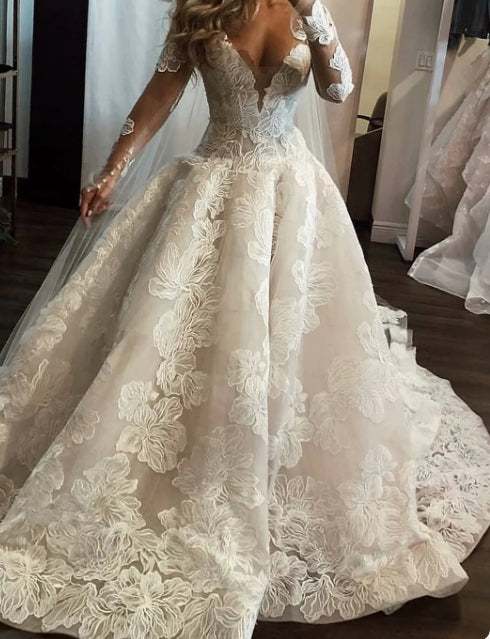 Luolandi Royal Style Formal Wedding Dresses Ball Gown V Neck Long Sleeve Sweep / Brush Train Lace Bridal Gowns With Appliques Sexy
