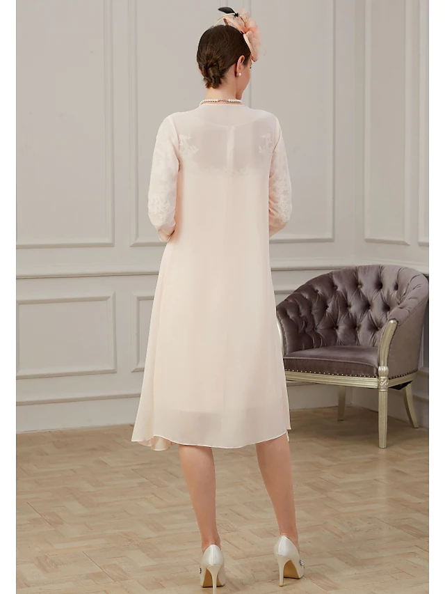 Luolandi Mother of the Bride Dress Elegant Neck Knee Length Chiffon Long Sleeve with Appliques Ruching Blushing Pink