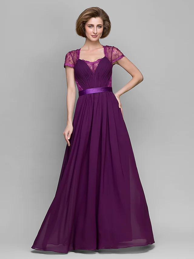 Luolandi A-Line Mother of the Bride Dress Square Neck Floor Length Chiffon Lace Short Sleeve with Lace Grape