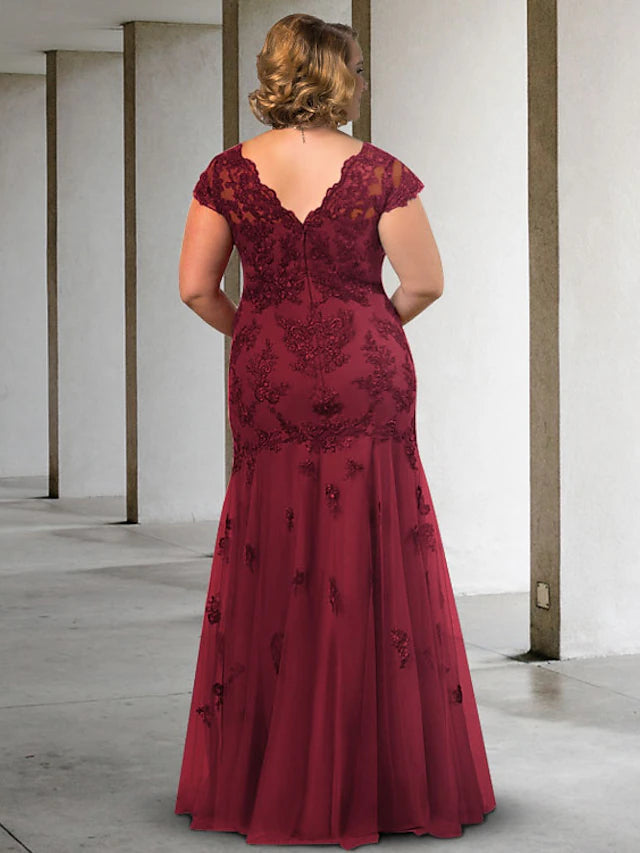 Luolandi A-Line Mother of the Bride Dress Luxurious Plus Size Elegant Scoop Neck Floor Length Lace Tulle Sleeveless