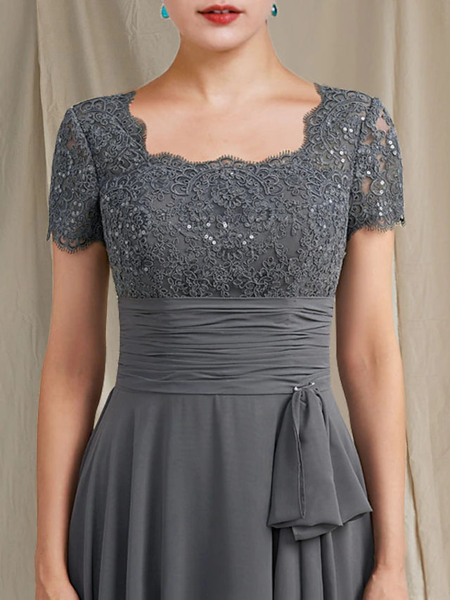 Luolandi A-Line Mother of the Bride Dress Plus Size Elegant Square Neck Floor Length Chiffon Lace Short Sleeve with Pleats