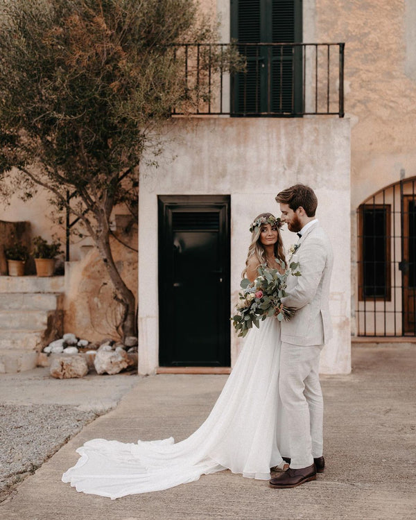 Luolandi Fairy A-Line V-Neck Chiffon Long Wedding Dresses with Appliques Beautiful