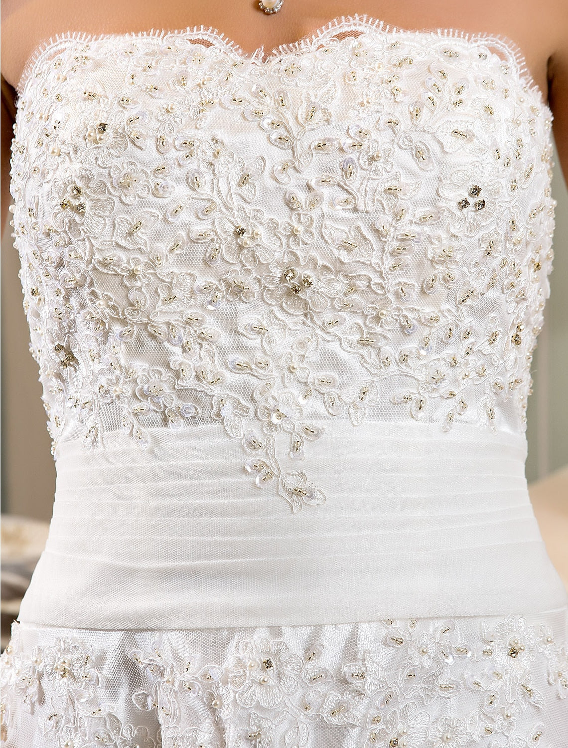 Luolandi Reception Little Dresses Wedding Dresses A-Line Sweetheart Strapless Asymmetrical Lace Bridal Gowns With Appliques