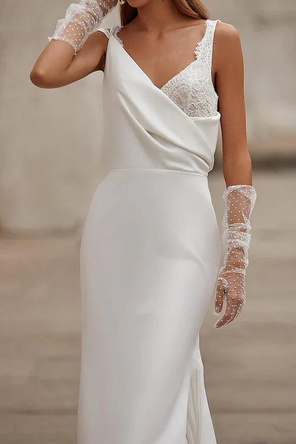 Luolandi Unique satin fit V-neck thin shoulder strap lace decal wedding dress Sexy Without gloves