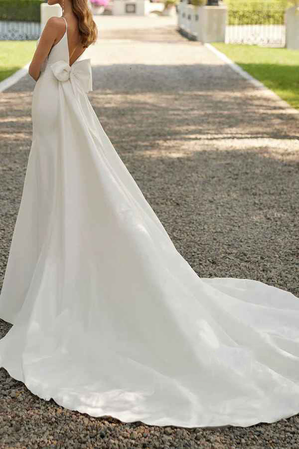 Luolandi V-neck thin shoulder strap A-line bow tail satin wedding dress Open Back Sexy