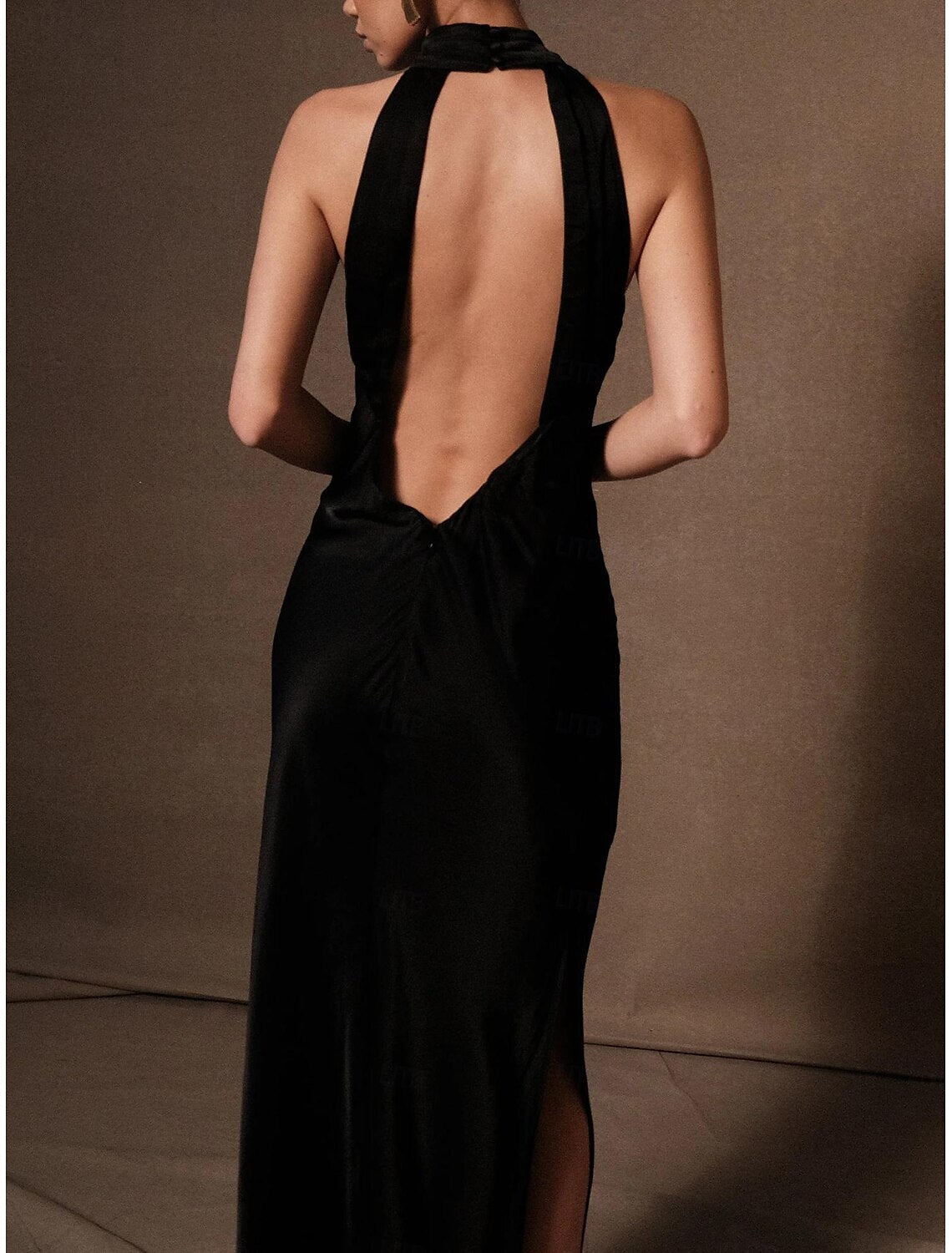 Luolandi Column Wedding Guest Dresses Elegant Dress Tie Floor Length Sleeveless Halter Neck Charmeuse Backless Evening Dresses