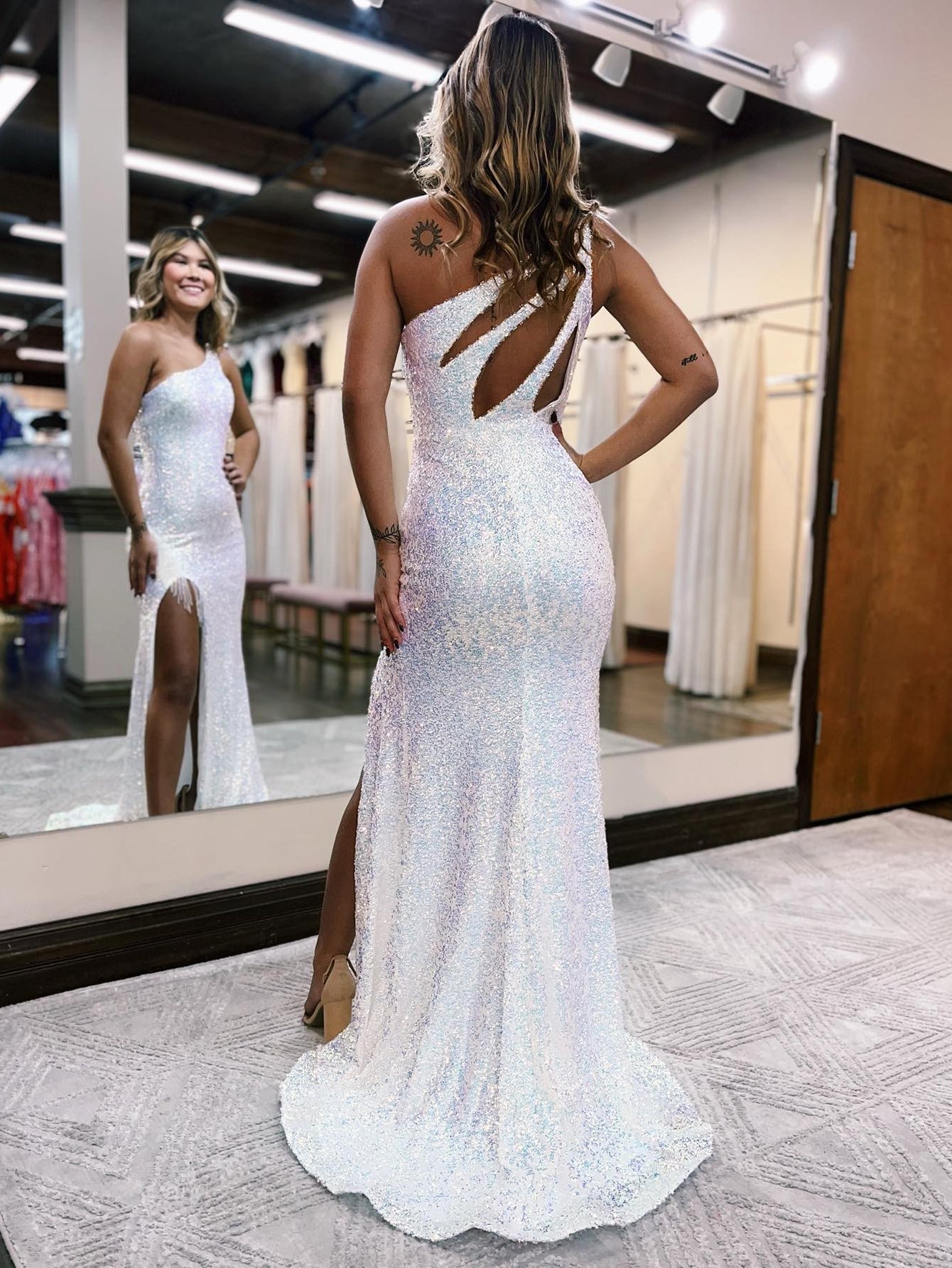 Luolandi Mermaid One Shoulder Sequin Prom Dress with Slit Sexy Sparkly Evening Dresses