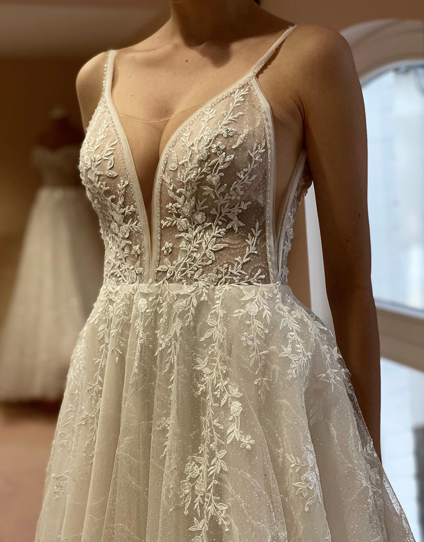 Luolandi A Line Spaghetti Straps Ivory Long Bridal Dress Open Back Wedding Dresses