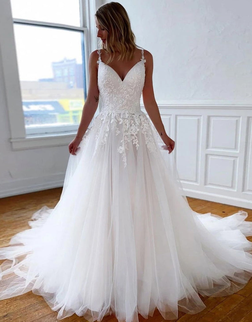 Luolandi Ivory Spaghetti Straps Backless Long Bridal Dress V-neck Wedding Dresses Beautiful