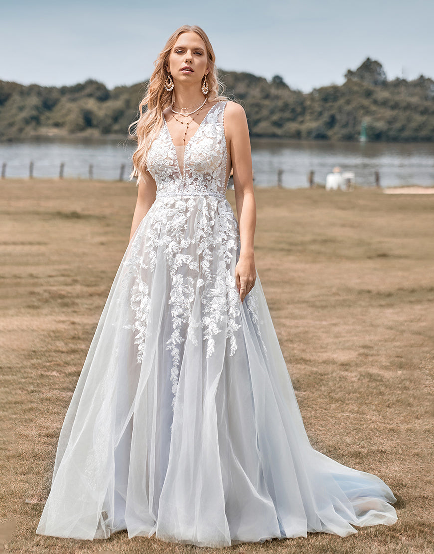 Luolandi A Line Tulle Ivory Wedding Dress with Appliques V-neck Open Back Sexy