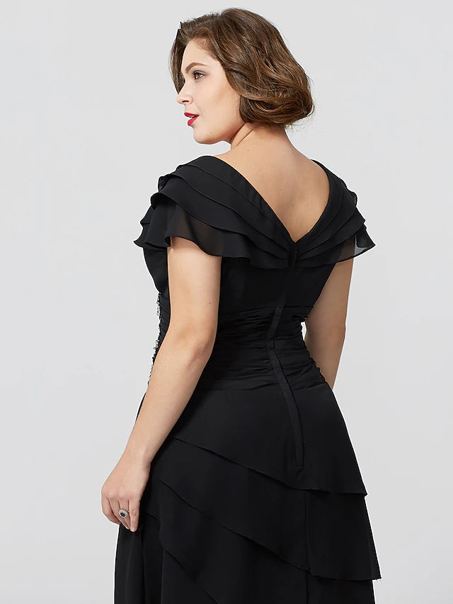 Luolandi A-Line Mother of the Bride Dress Plus Size Elegant Sexy V Neck Knee Length Chiffon Short Sleeve No with Beading