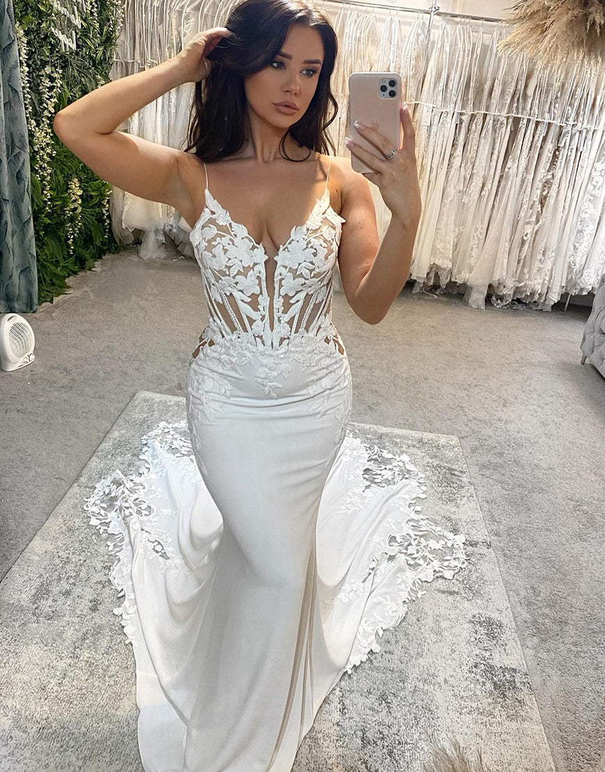 Luolandi Mermaid Ivory V-Neck Spaghetti Strap Wedding Dress With Appliques Sexy