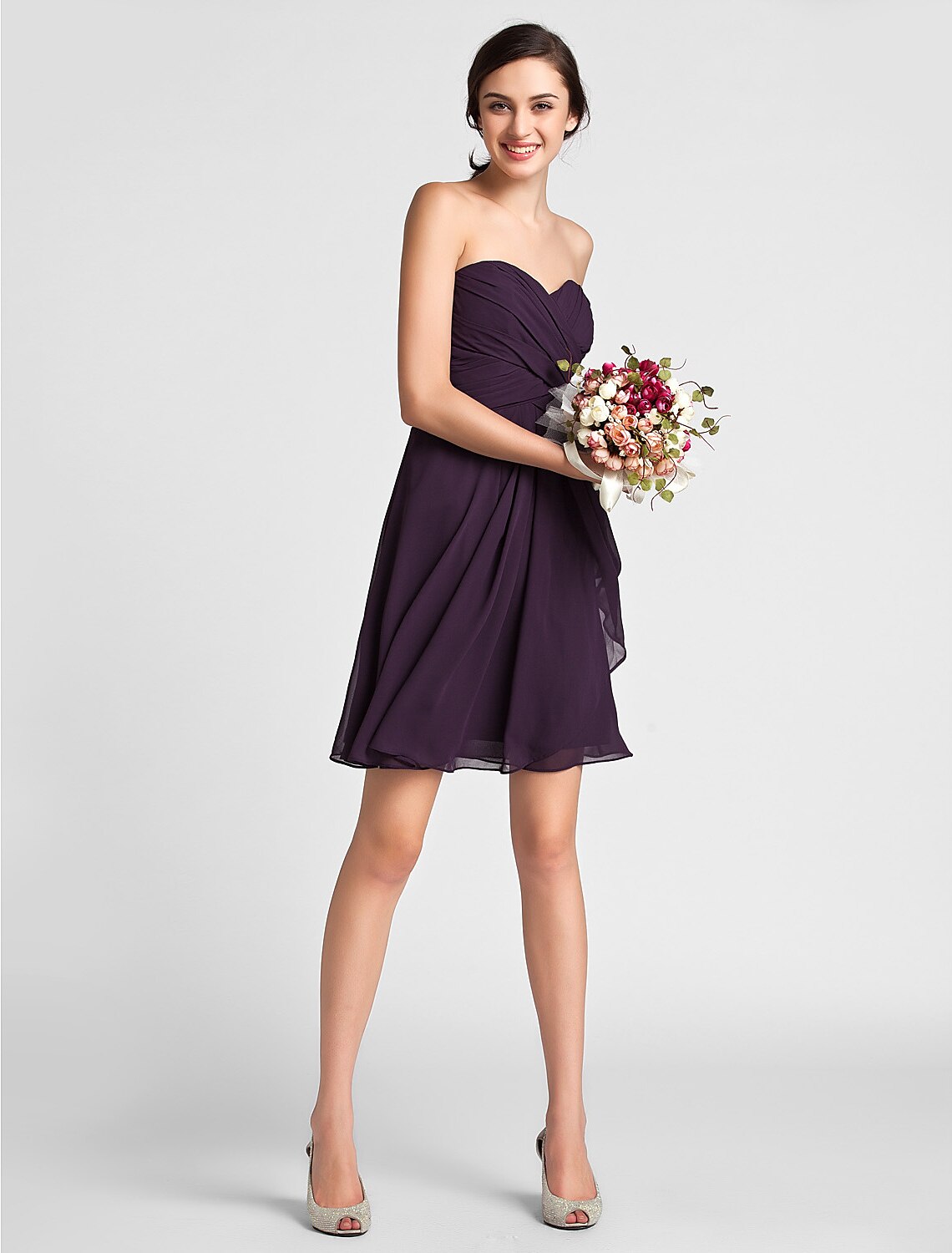 Luolandi Sheath / Column Sweetheart Neckline Knee Length Chiffon Bridesmaid Dress with Criss Cross