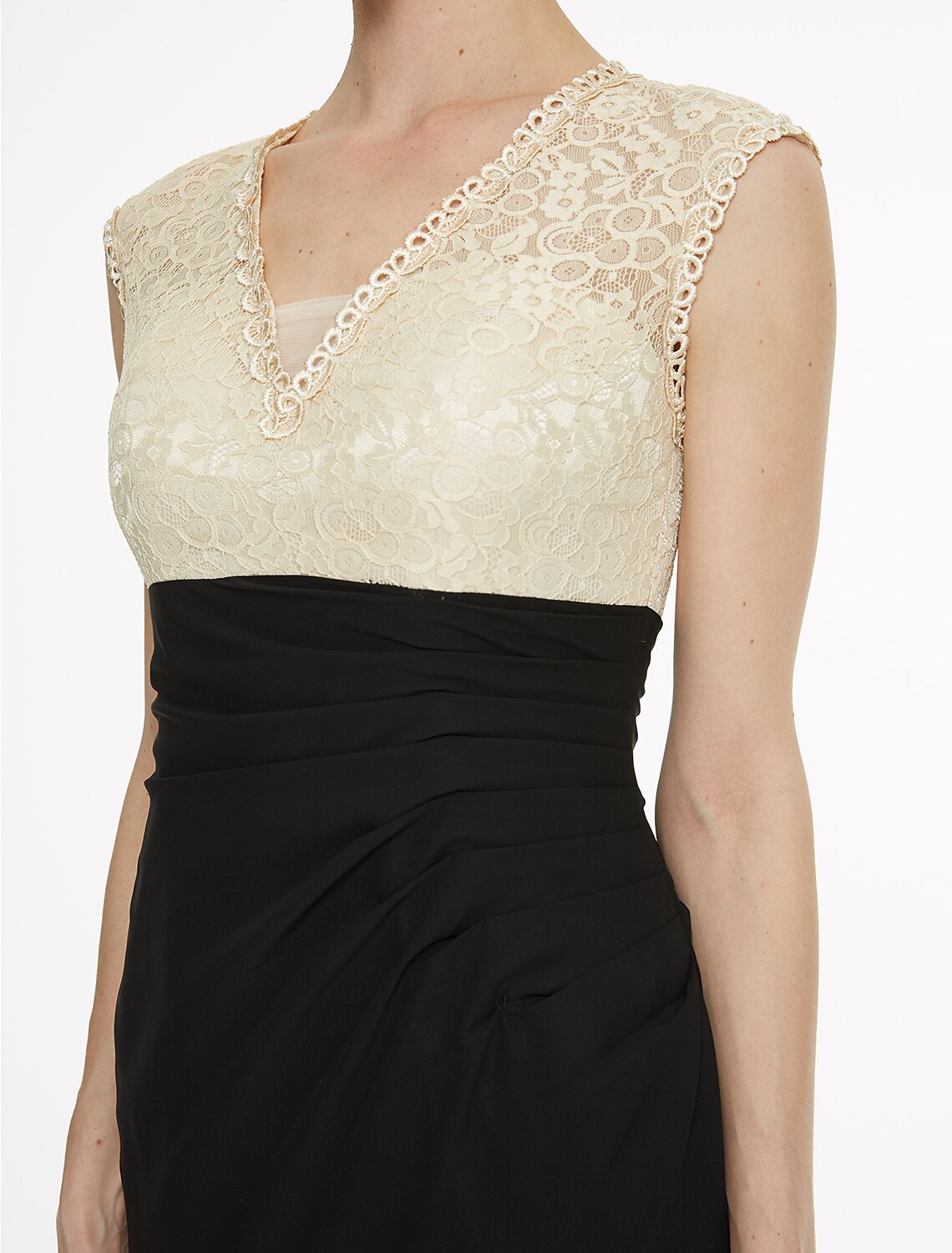 Luolandi Sheath / Column V Neck Floor Length Chiffon / Lace Mother of the Bride Dress