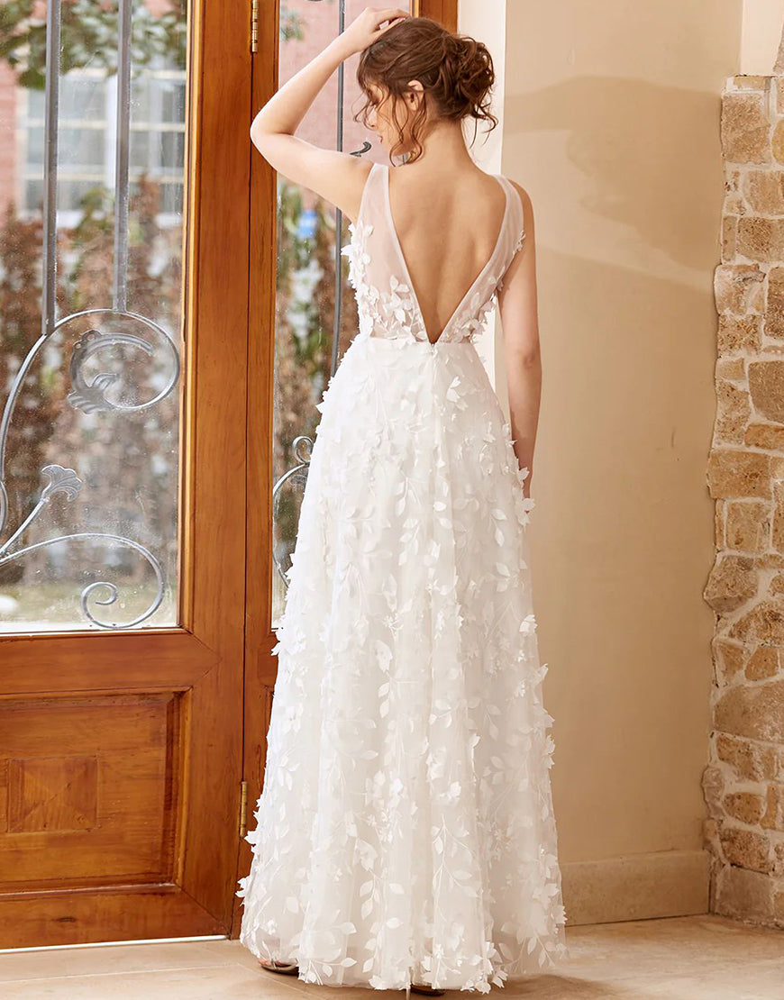 Luolandi Appliques Tulle Wedding Dress V-neck Open Back Beautiful