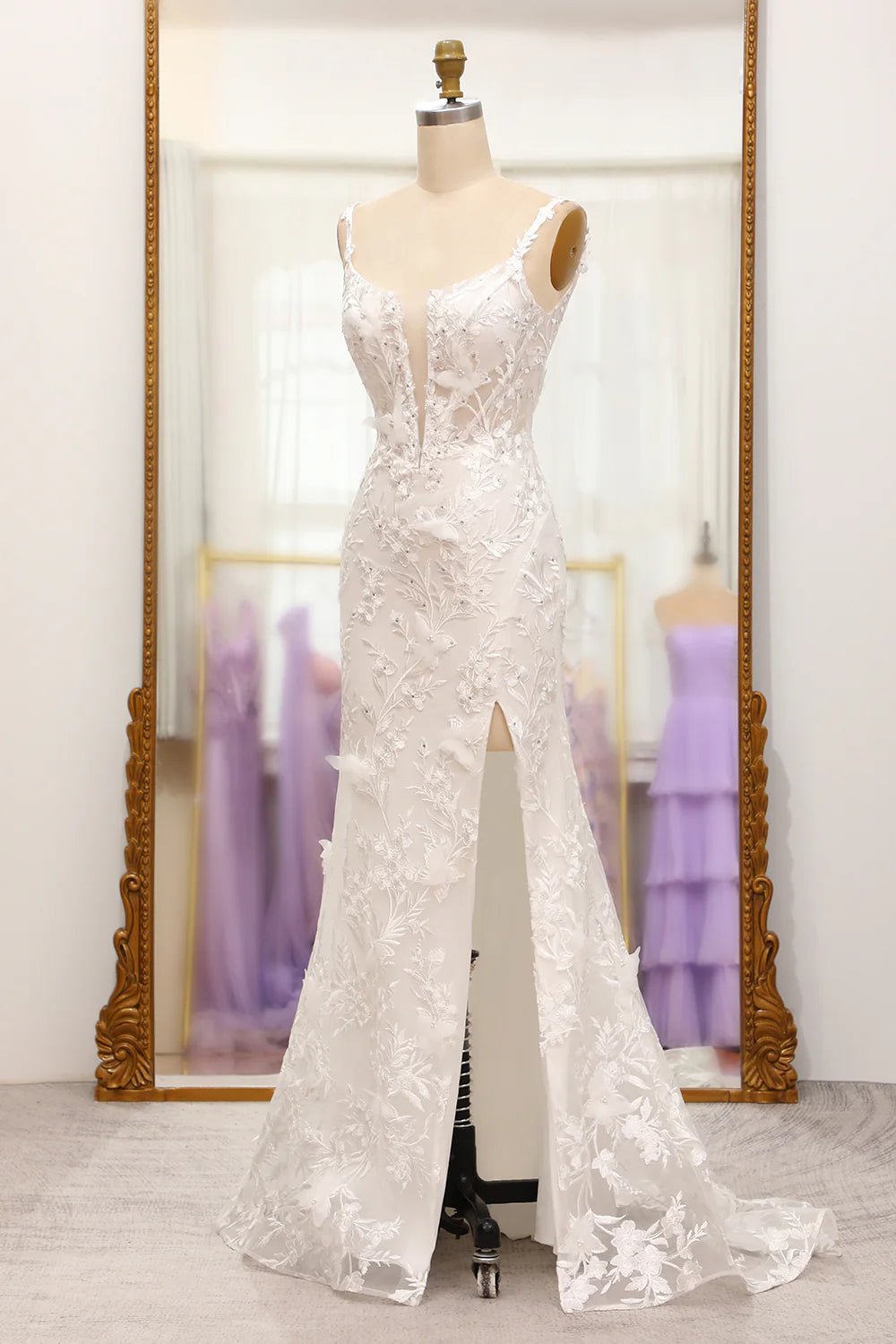 Luolandi Mermaid V Neck Ivory Appliques Long Prom Dress With Slit Charming Evening Dress