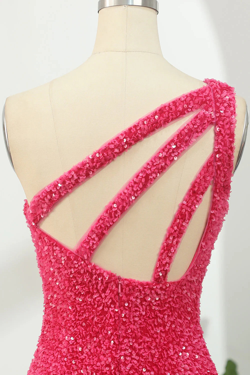 Luolandi Sheath One Shoulder Fuchsia Short Homecoming Dress With Appliques Sparkly