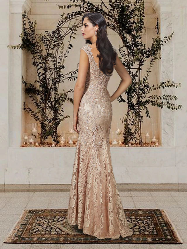 Luolandi Mermaid / Trumpet Mother of the Bride Dress Luxurious Elegant Scoop Neck Floor Length Lace Sleeveless with Beading