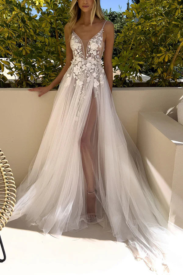 Luolandi A Line Charming V-neck Lace Applique Bohemian Wedding Bridal Dress With Slit Beautiful