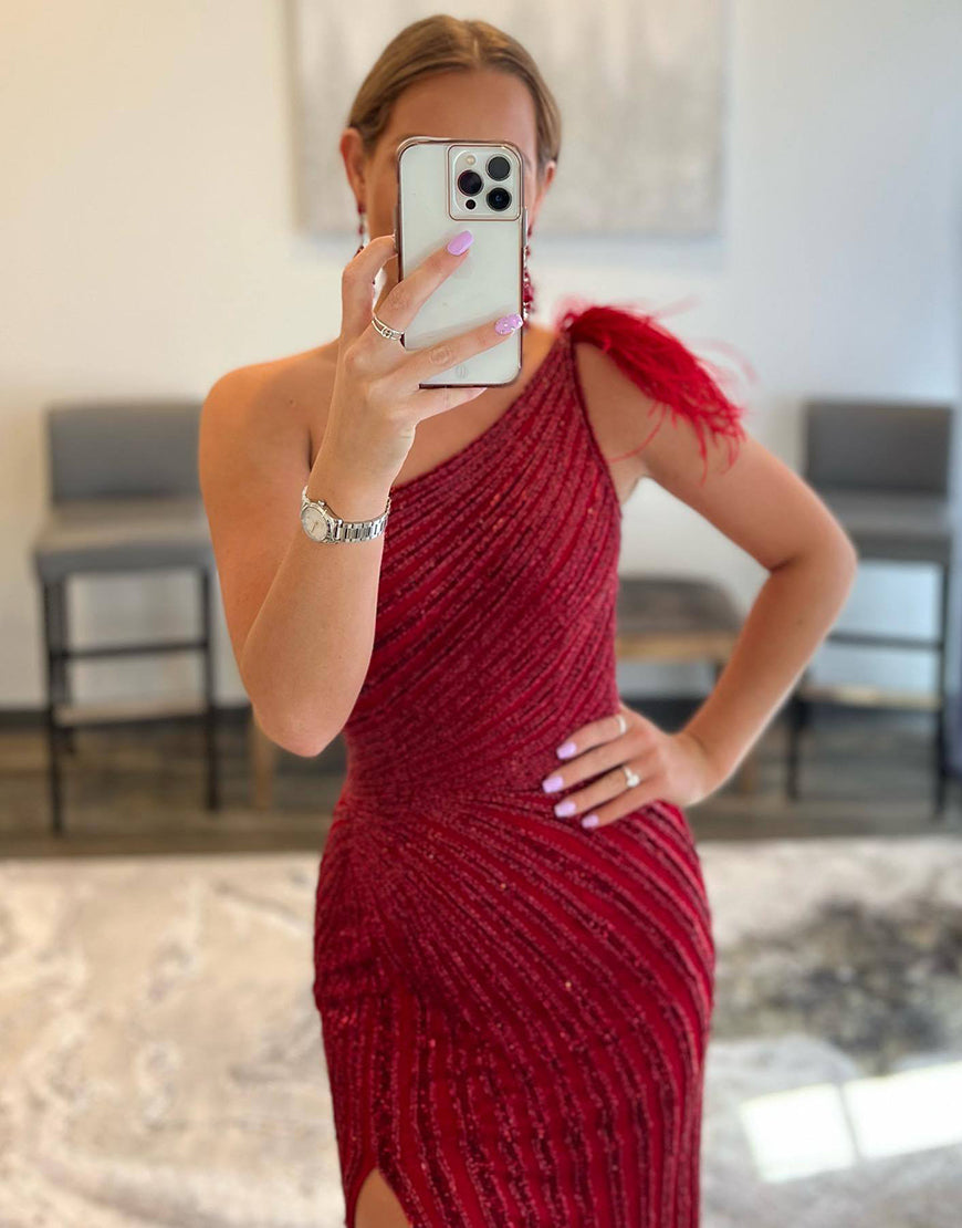 Luolandi One Shoulder Beaded Slit Prom Dress with Feather Burgundy Sexy Evening Dresses Charming